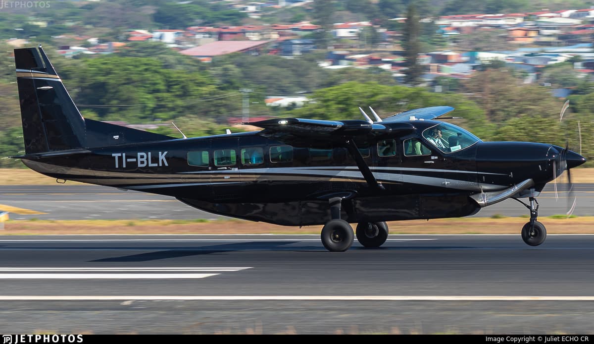 Cessna 208B Grand Caravan EX