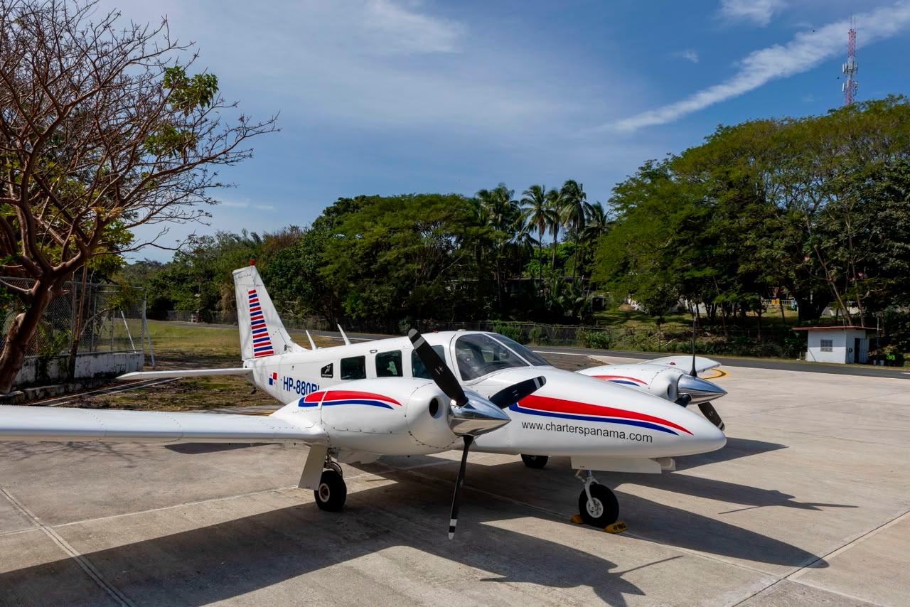 Piper PA-34-220T Seneca V