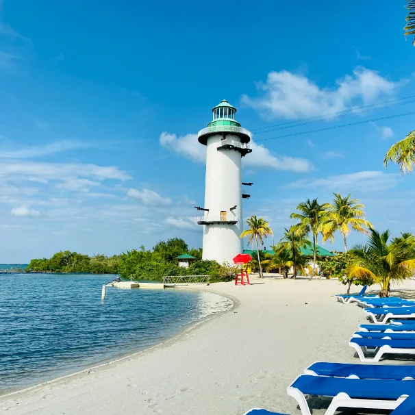 How to get around Belize: flights, charter &amp; roads